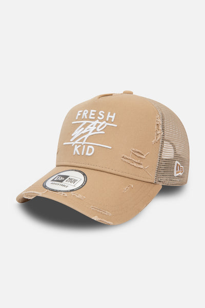 New Era distressed mesh trucker tan