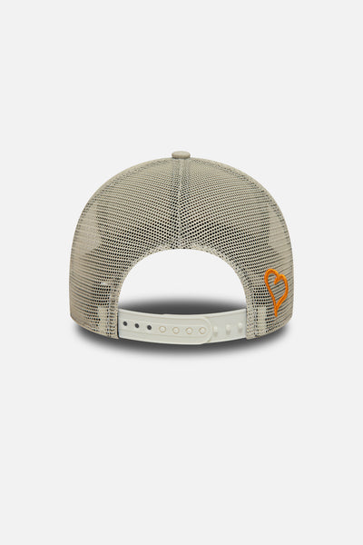 New Era mesh trucker cream and orange