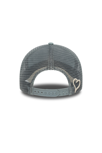FRESH EGO RETRO SCRIPT TRUCKER