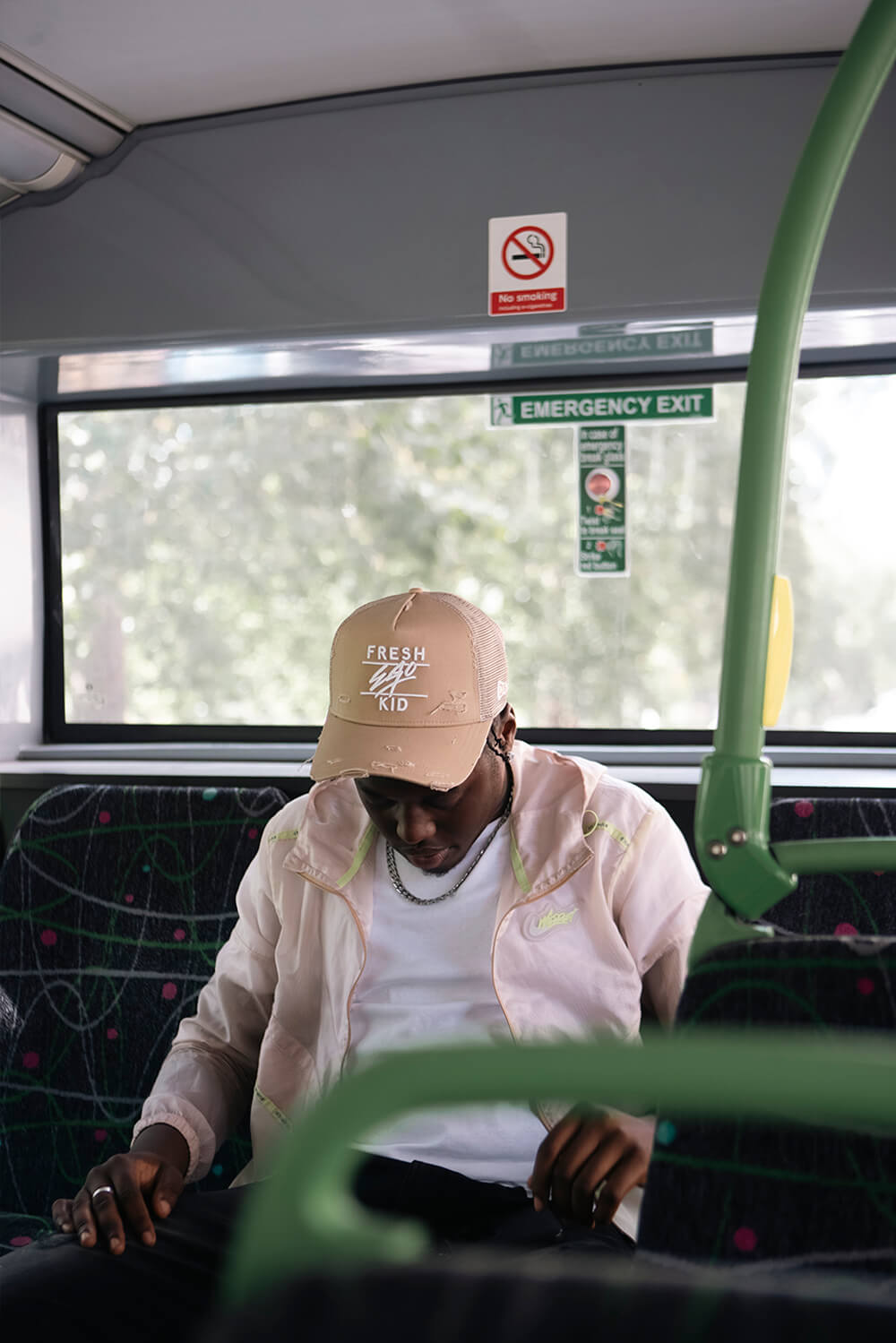New Era distressed mesh trucker tan