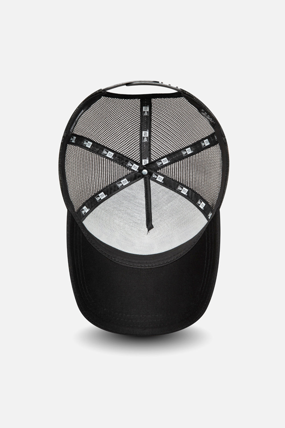 New Era Bel-air Mesh trucker Black & Purple