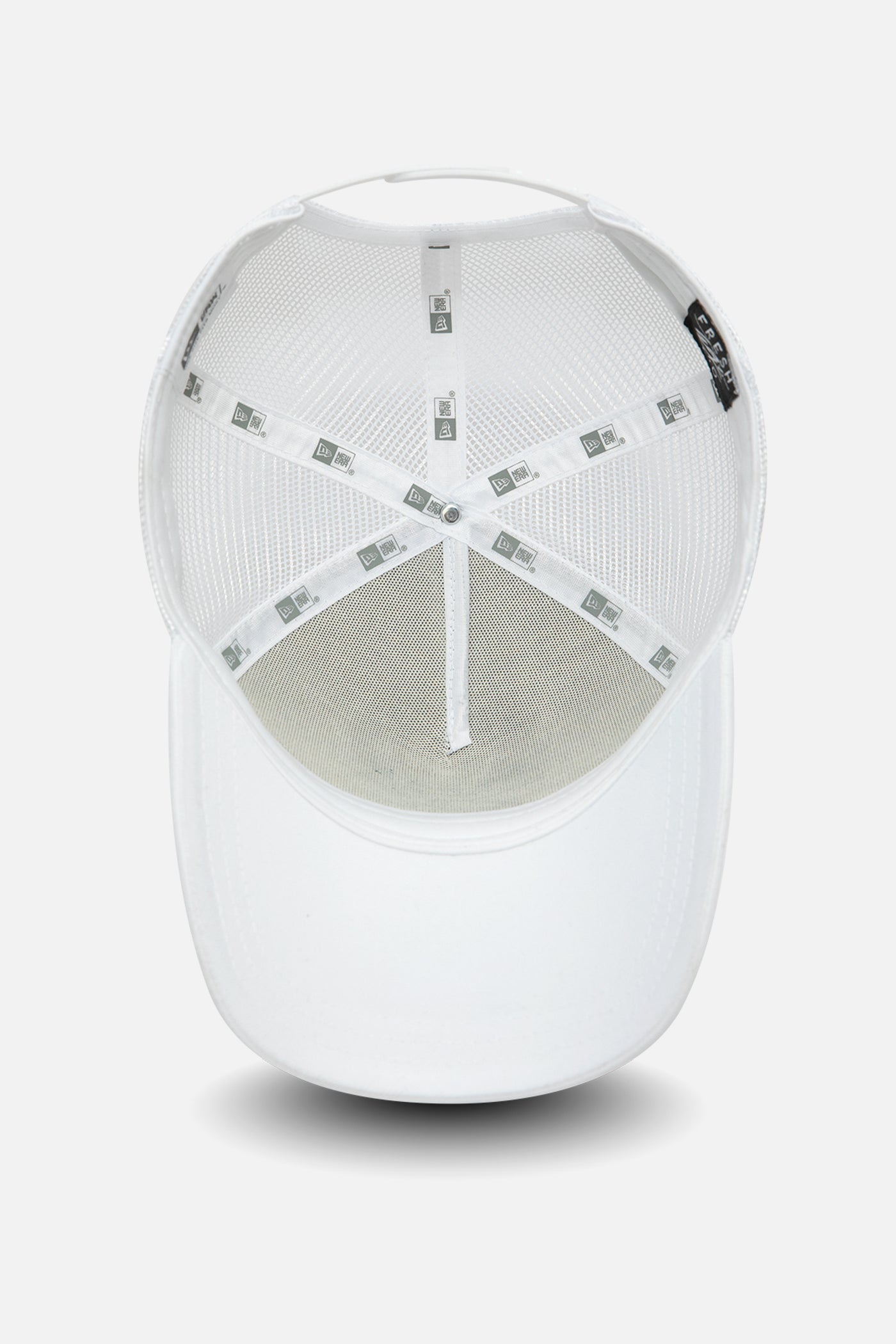 New Era Fresh Ego trucker in white and blue