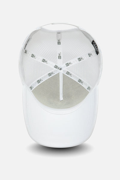 New Era Fresh Ego trucker in white and blue